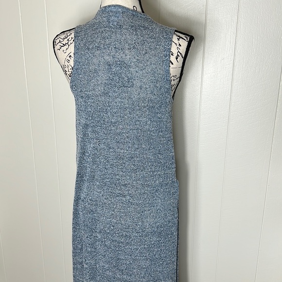 LuLaRoe Joy Sleeveless Kimono - Picture 2 of 6